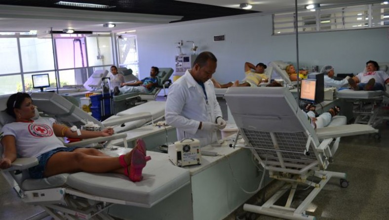 Hemocentro de Sergipe inicia campanha que incentiva doação de sangue das mães