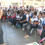 Colégio Nilson Socorro implanta projeto Semeando Verde - A aluna Emile Sobral