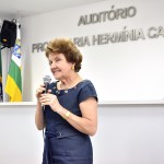 os servidores e os exsecretários de Educação - Fotos: Eugênio Barreto