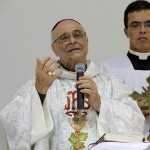 Jackson participa de missa em homenagem a Santa Rita de Cássia -