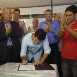 Jackson autoriza construção de passarela sobre rio Piauitinga