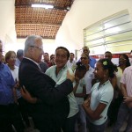 Jackson entrega escola estadual reformada para população de Divina Pastora -