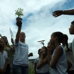 Semarh realiza Projeto Plantando Verde em Indiaroba -