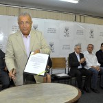 Jackson empossa engenheiro Roberto Bispo na presidência da Codise -