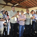 Jackson entrega 86ª escola reformada e visita obras da Dakota em Poço Verde -