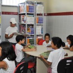 Jackson entrega quadra poliesportiva e reforma de escola em Poço Verde -