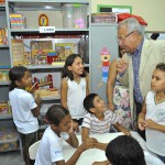 Jackson entrega quadra poliesportiva e reforma de escola em Poço Verde -