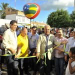 Jackson entrega quadra poliesportiva e reforma de escola em Poço Verde -