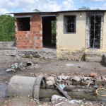 Governo dá continuidade ao Diagnóstico Social pelo PróMoradia em Socorro - Técnico do Núcleo Social da Sedurb faz entrevista com morador  Fotos: Eduardo Almeida