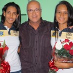 Secretário de Esporte e Lazer homenageia as campeãs mundiais de vôlei de praia -