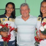 Secretário de Esporte e Lazer homenageia as campeãs mundiais de vôlei de praia -