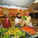 Feira de produtos orgânicos da Seides faz sucesso em shopping - Fotos: Edinah Mary/Seides