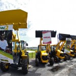 Jackson e Pepe Vargas entregam máquinas agrícolas e lançam Plano Safra  -