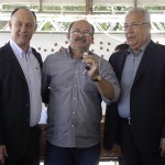 Jackson e Pepe Vargas entregam máquinas agrícolas e lançam Plano Safra  -
