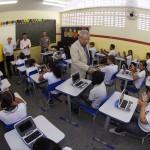 Jackson inaugura reforma de escola e entrega laptops a estudantes em Simão Dias - Entrega da reforma da Escola Estadual Aristeu Carlos Valadares (Fotos: Marcelle Cristinne/ASN)