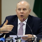 Proinveste autorizado: uma vitória que coroa a luta de Marcelo Déda - Governo entrega projeto do Proinveste à presidente da Assembleia Legislativa / Foto: Wellington Barreto/ASN