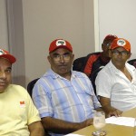 Jackson recebe o deputado João Daniel e comissão de dirigentes do MST - O governador em exercício Jackson Barreto