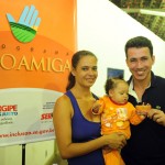 Governo inicia pagamento de quase 4 mil beneficiários do Mão Amiga  - A trabalhadora rural Ivanilde Maria Vieira recebe o cartão do Mão Amiga / Fotos: Edinah Mary/Inclusão Social
