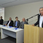 Jackson Barreto assina investimento de R$ 11 milhões em editais de pesquisa científica -