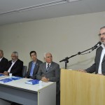 Jackson Barreto assina investimento de R$ 11 milhões em editais de pesquisa científica -