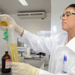Governo inaugura reforma do laboratório central da Deso  -