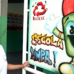 Projeto sobre cultura e sustentabilidade revoluciona vida dos estudantes do Barão de Mauá  - A estudante Ketlyn Taiane de Jesus Vieira demonstra a preocupação com a preservação da escola / Fotos: Juarez Silveira/Seed