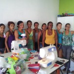 Oficina estimula mulheres do Santa Maria a obter renda através do artesanato  - Fotos: Ascom/Secult