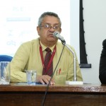 Participantes debatem sobre temas relacionados ao desenvolvimento da pesquisa no Estado - A jornalista