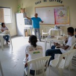 Oficina tem objetivo de multiplicar agentes da leitura no bairro Santa Maria  - Foto: Fabiana Costa/Secult
