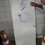 Governo realiza manutenção no Terminal Rodoviário Luiz Garcia - Profissional faz último ajuste