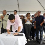 Jackson assina ordem de serviço para pavimentação de rodovia em Propriá -