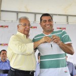 Jackson entrega mais 30 máquinas para beneficiar municípios sergipanos  -