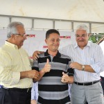 Jackson entrega mais 30 máquinas para beneficiar municípios sergipanos  -