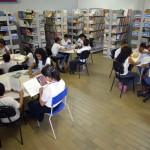 Alunos do Acrísio Cruz se empolgam com Projeto de Leitura e reabertura da biblioteca -