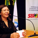 Maria Luci participa de reunião para discutir prioridades do SUAS - A secretária adjunta de Estado da Inclusão