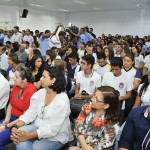 Jackson Barreto entrega tablets para alunos da rede estadual - Douglas Matheus de Jesus
