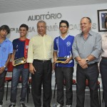 Jackson Barreto entrega tablets para alunos da rede estadual - Douglas Matheus de Jesus
