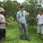 Emdagro reúne produtores de laranja em Salgado -