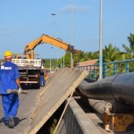 Deso dá início a assentamento de nova adutora para a Barra - Fotos: Ascom/Deso