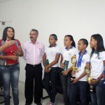 Secretário recebe equipe campeã de badminton do Colégio Valadares - Fotos: José Santana Filho/Seed