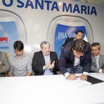 Jackson assina ordem de serviço para ampliação da pista do Aeroporto Santa Maria -