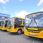 Jackson entrega ônibus escolares a 15 municípios sergipanos -