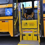 Jackson entrega ônibus escolares a 15 municípios sergipanos -