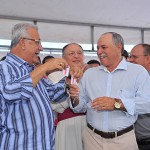 Jackson entrega ônibus escolares a 15 municípios sergipanos -