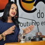 Secretária participa da abertura da II Bienal do Livro de Itabaiana  -