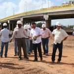 Líder comunitário ressalta importância da duplicação do viaduto do Detran - Valmor Barbosa e o líder comunitário do conjunto Médici