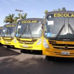 Jackson entrega 22 ônibus escolares a 17 municípios sergipanos  -