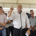 Jackson assina ordem de serviço para pavimentação em Riachão do Dantas -
