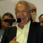 Jackson inaugura quadra poliesportiva em General Maynard -