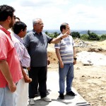 Jackson Barreto visita obras de infraestrutura em cidades do interior sergipano - O secretário Valmor Barbosa / Visita a Riachuelo